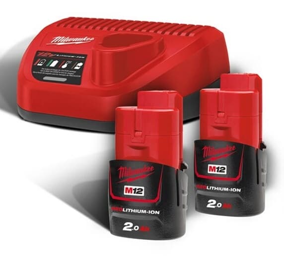 Milwaukee accu startset M12 NRG-202 3A lader 2x 2,0Ah