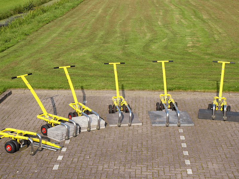129461_Tegellegger_Easylift_TessPaver_120S_met_anti_lekwielen_p4