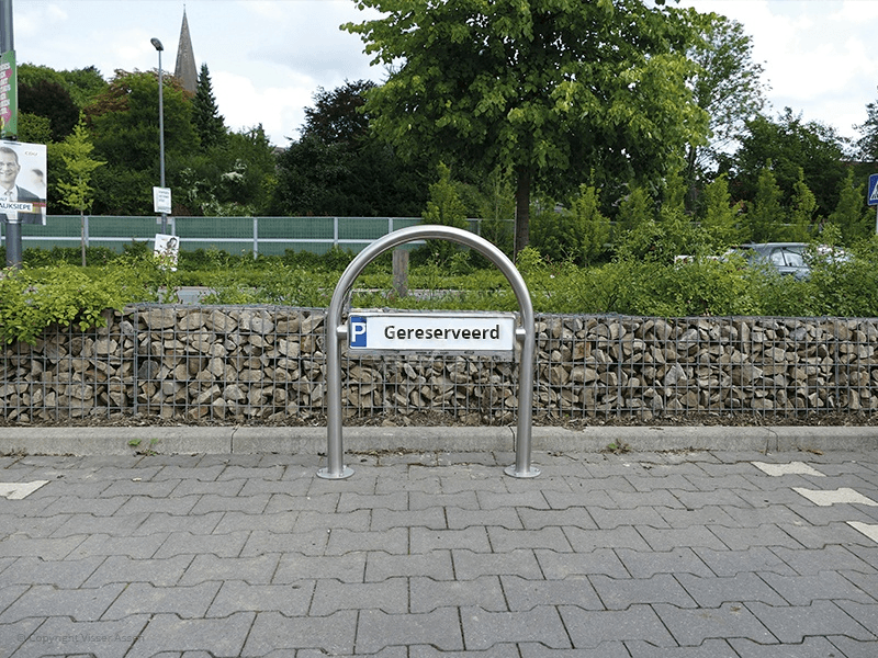129563_Parkeerplaats_frame_kentekenplaat_65_x_80_cm_RVS_p1