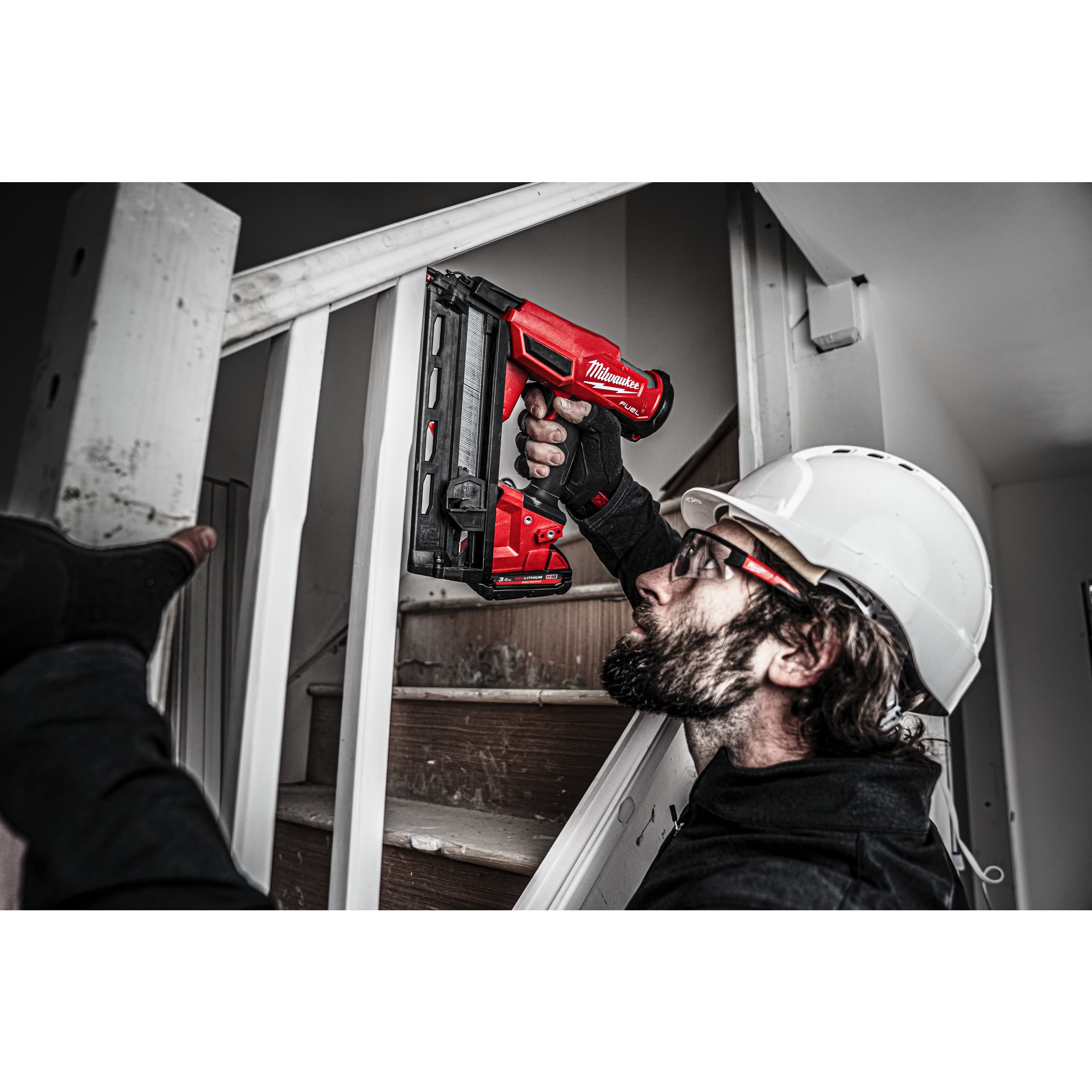 137106_Milwaukee_18V_afwerktacker_16Ga_20__brad__1_6_FUEL_M18_FN16GA_0X_p2