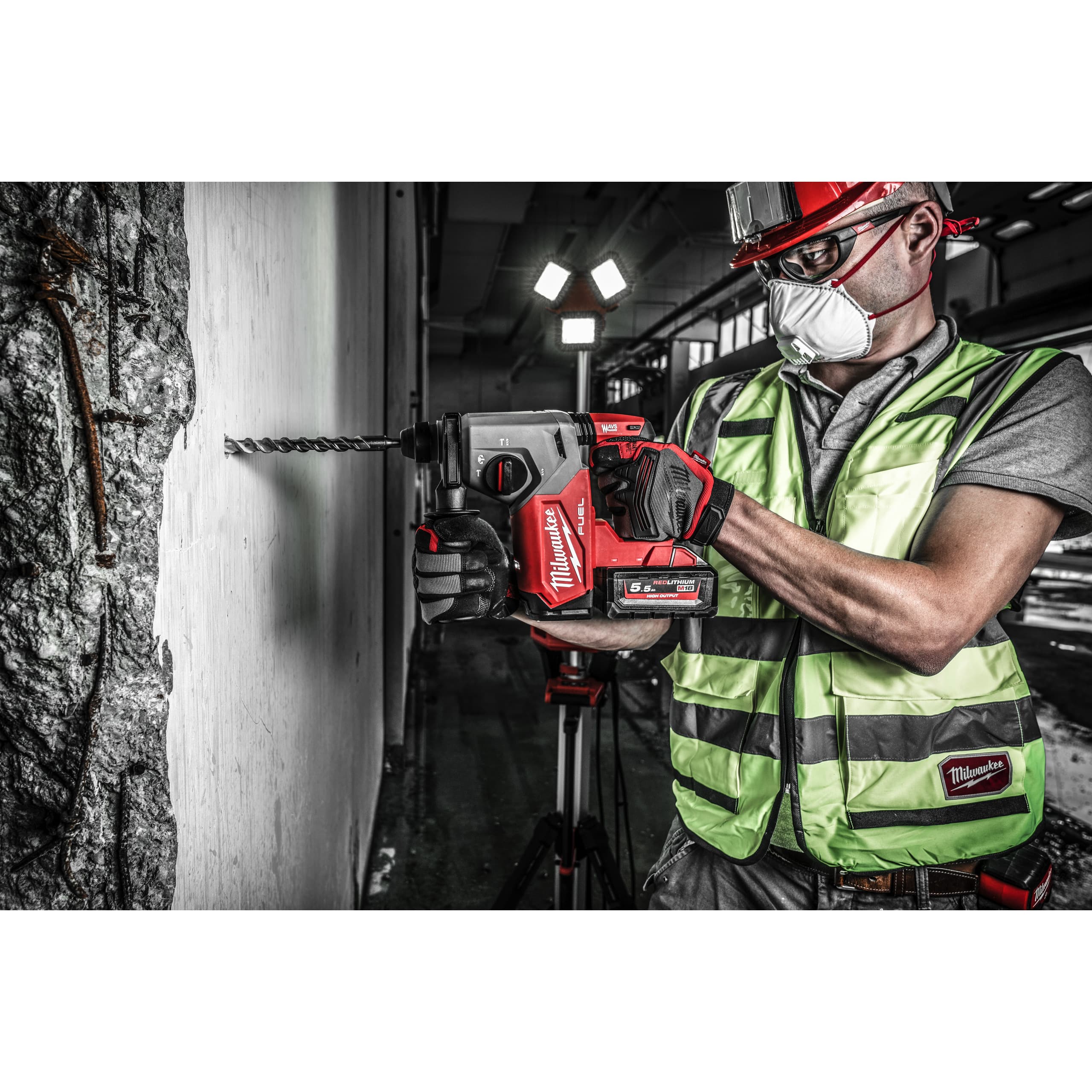 137132_Milwaukee_18V_combihamer_26mm_SDS_plus_2_5j_FUEL_M18_FH_0X_p3