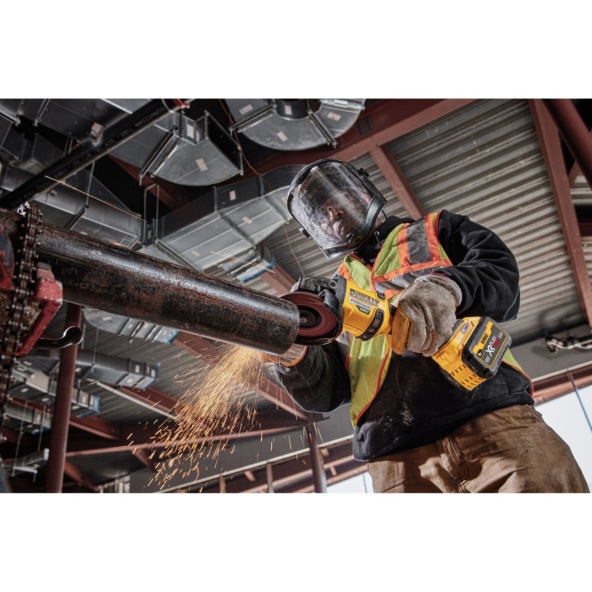 138183_Dewalt_54V_haakse_slijper_125mm_Flexvolt_DCG418NT_XJ_p9