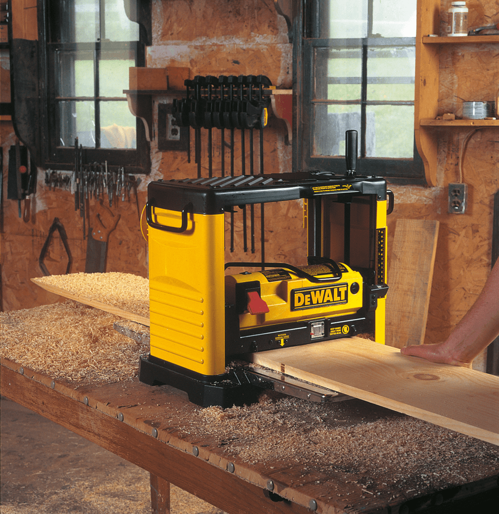 138317_Dewalt_vandiktebank_152_317mm_1000W_DW733_QS_p3