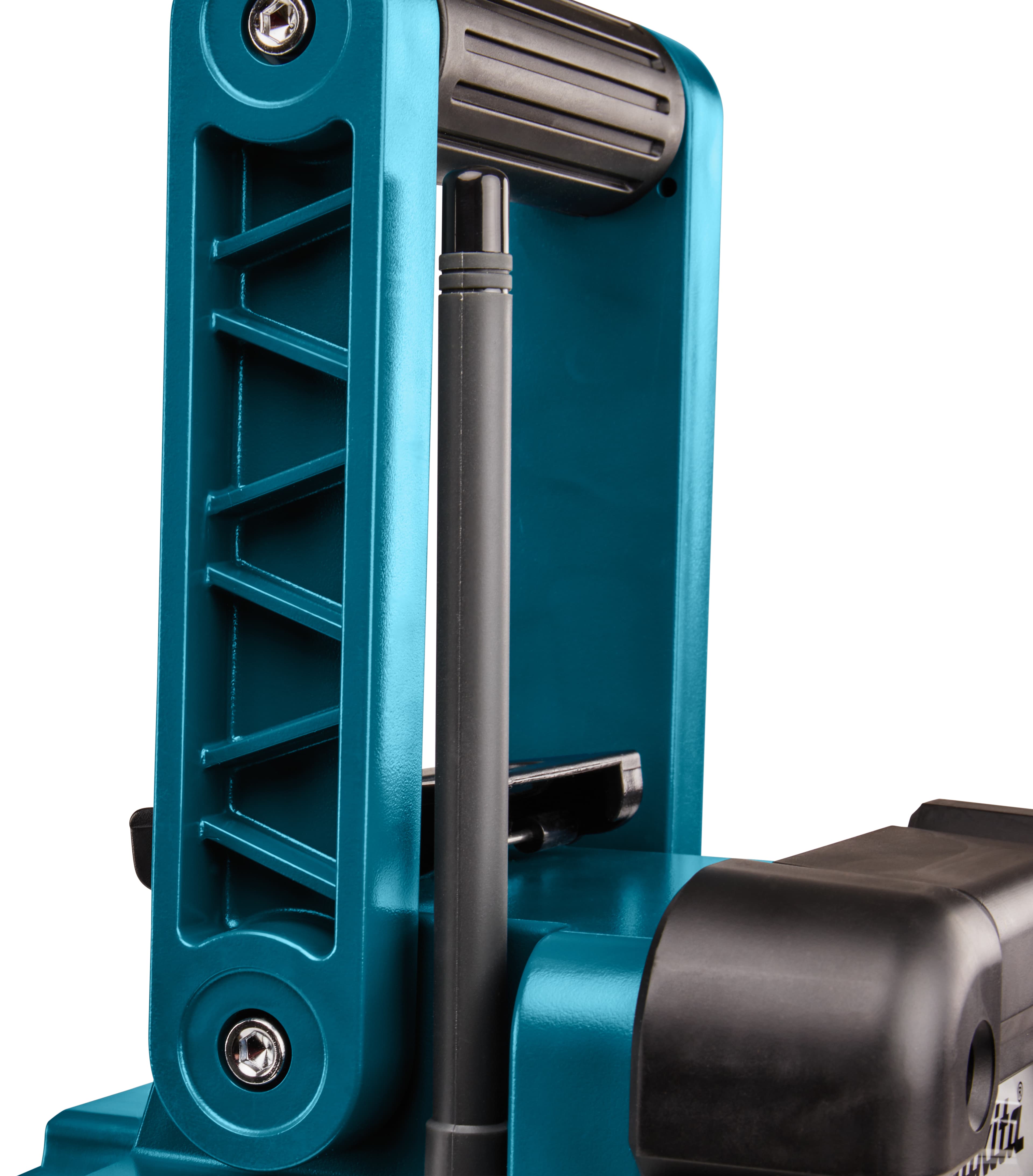 139509_Makita_bouwradio_DMR116_14_18V_p5