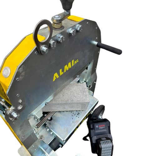 147744_Steenknipper_op_Accu_Almi_EL33_ZERO_p1
