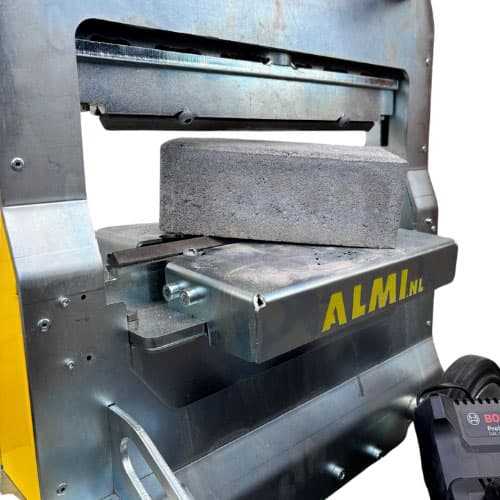 147744_Steenknipper_op_Accu_Almi_EL33_ZERO_p4