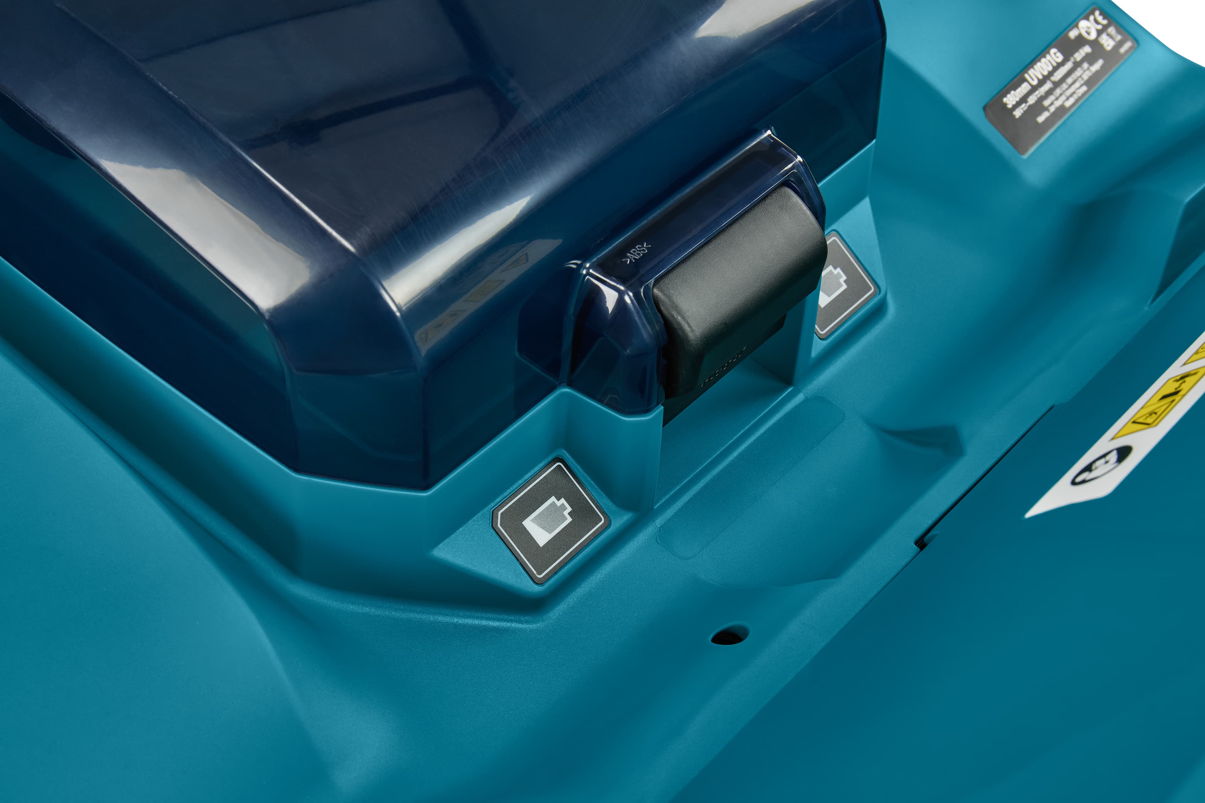 148233_Makita_verticuteermachine_UV001GZ_40V_38cm_p8