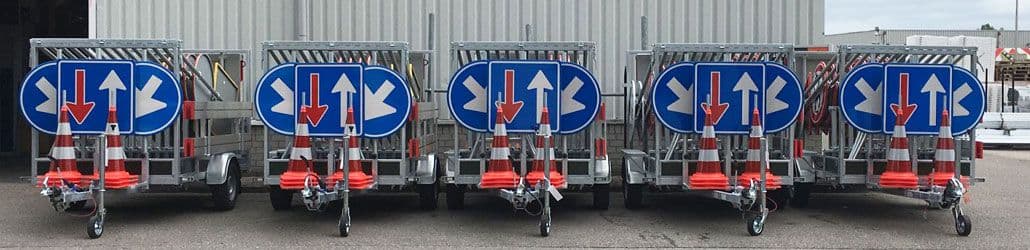 Maar liefst vijf bordenwagens op een rij buiten