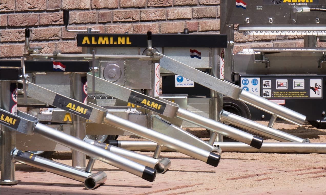 Steenknippers op een rij